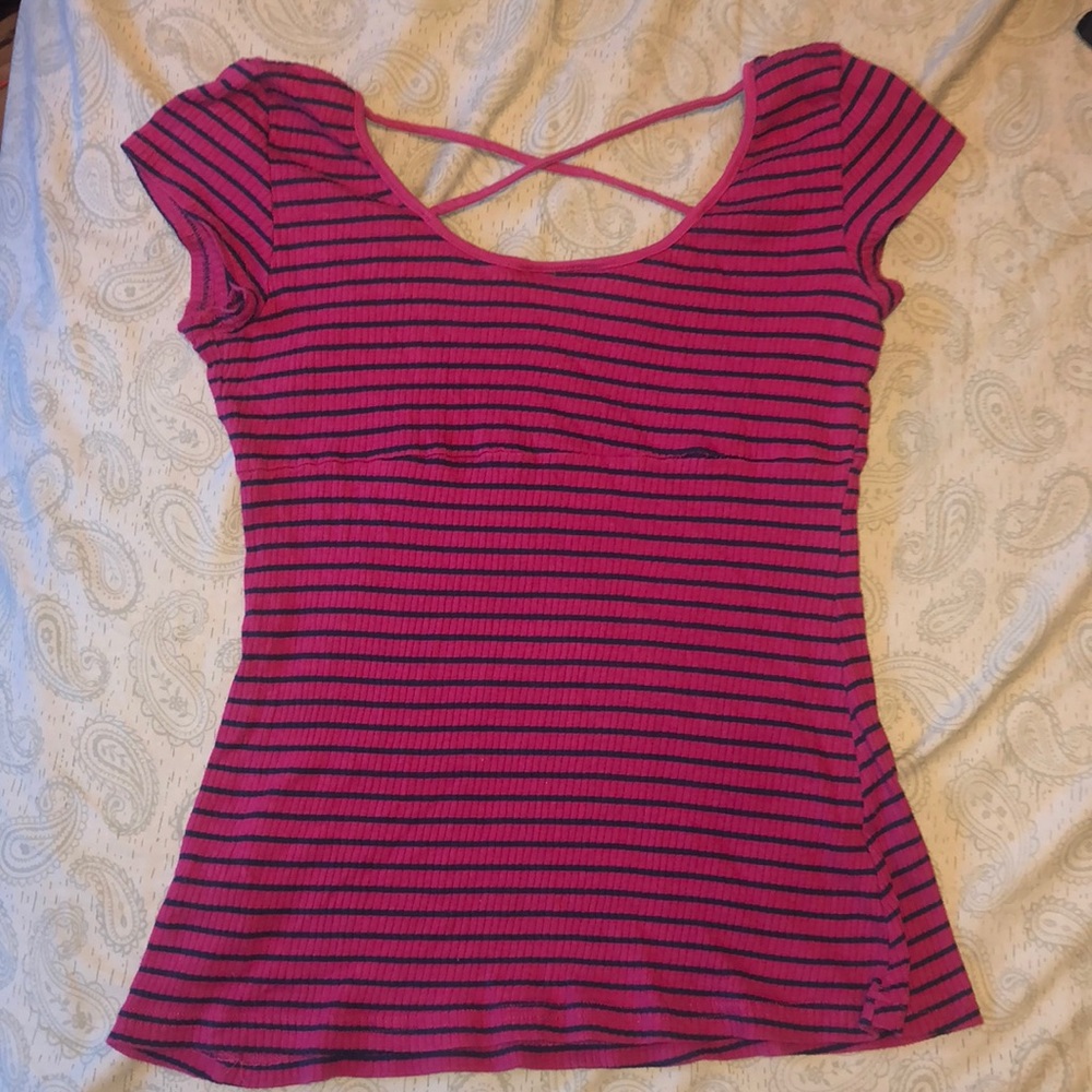 Pink top - Picture 3 of 4